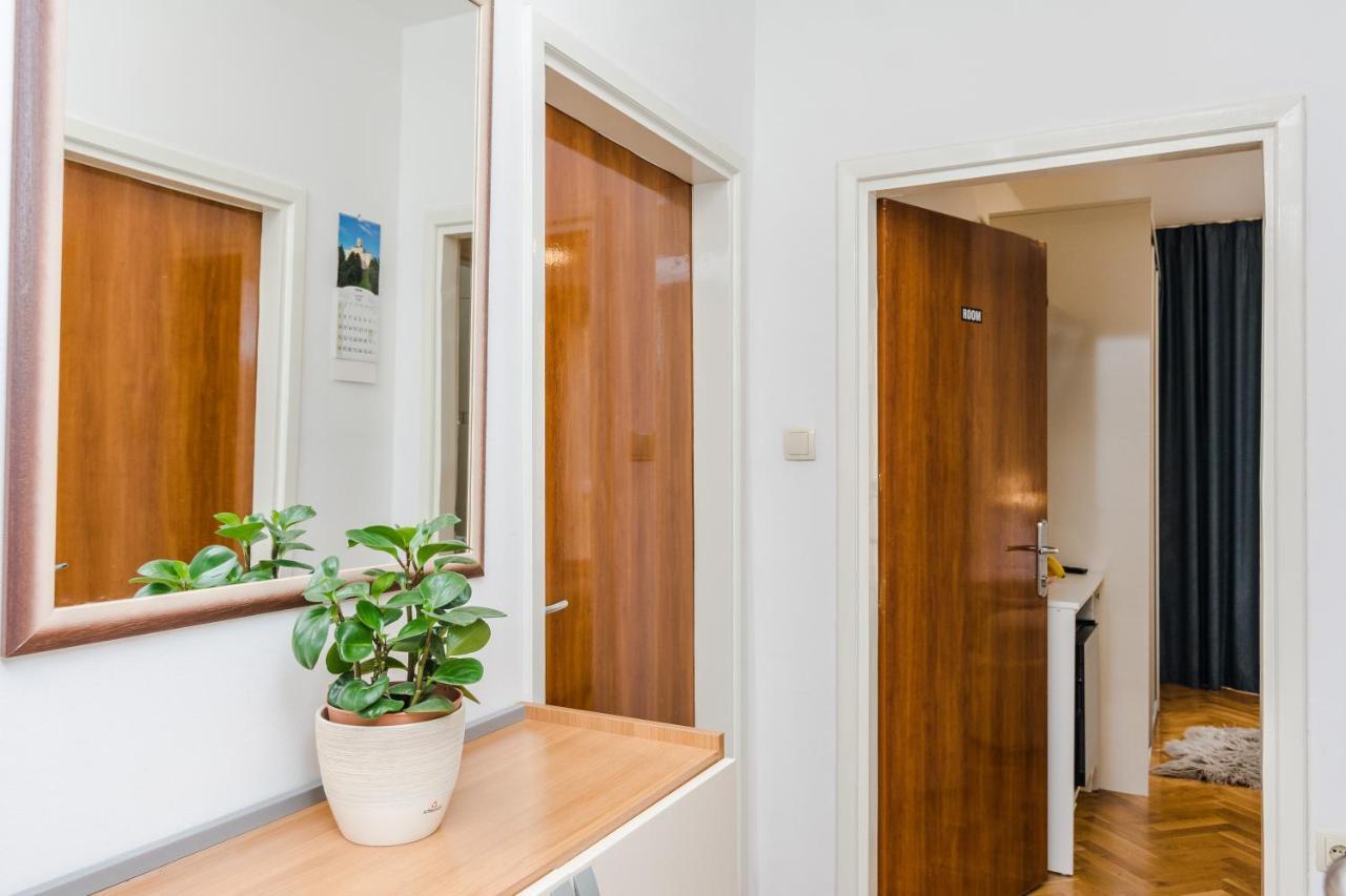 Neva Room With Private Bathroom Zadar Buitenkant foto