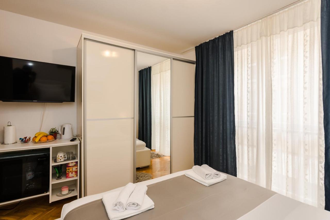 Neva Room With Private Bathroom Zadar Buitenkant foto